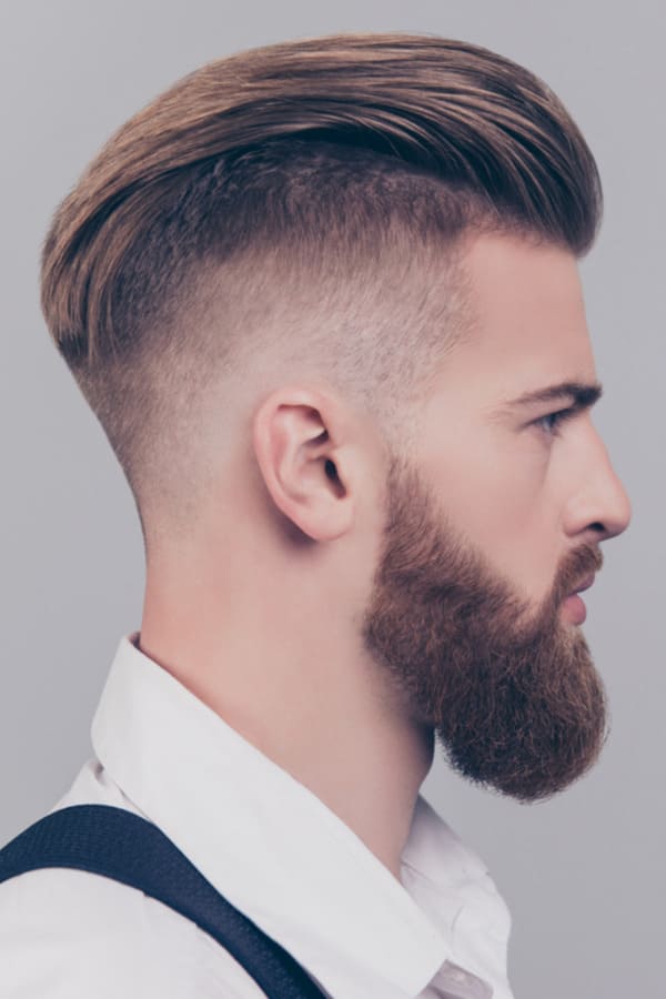 Moderner Herrenhaarschnitt für einen stilvollen Look
