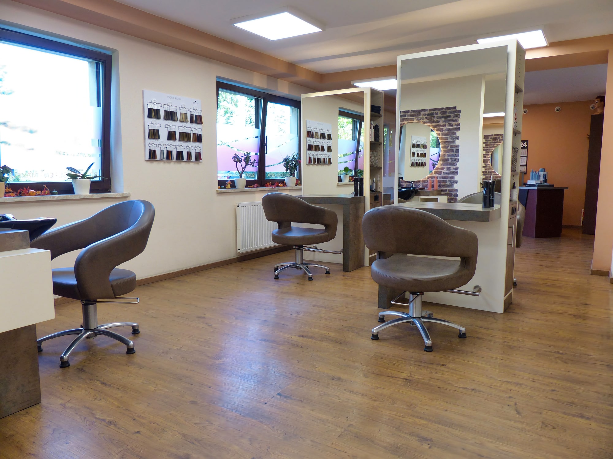 Mittlerer Innenbereich des Friseursalons Wenke Liebmann in Großröhrsdorf